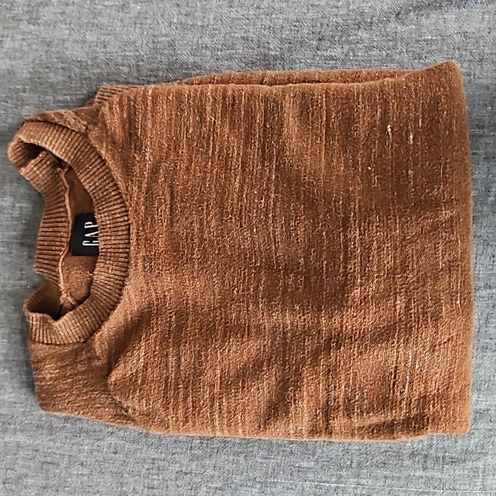 Banana Republic crew neck sweater